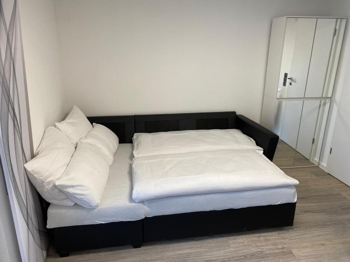 1,5 Zimmer Apartment In S-Bahn Naehe, 35 Qm, Max 4 Pers, Zentral, Private Terasse, Internet 250 Mbit Gärtringen Eksteriør billede