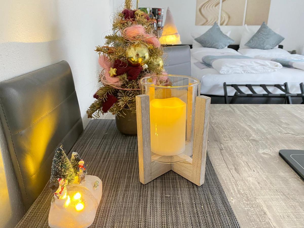 1,5 Zimmer Apartment In S-Bahn Naehe, 35 Qm, Max 4 Pers, Zentral, Private Terasse, Internet 250 Mbit Gärtringen Eksteriør billede